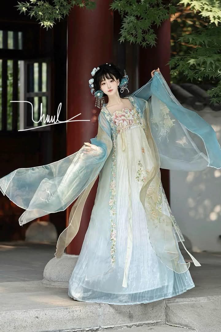 Tall-Quality Hanfu for Shorties:A Guide to Finding the Best Value for Your Height of 145cm Tall-Quality Hanfu for Shorties:A Guide to Finding the Best Value for Your Height of 145cm