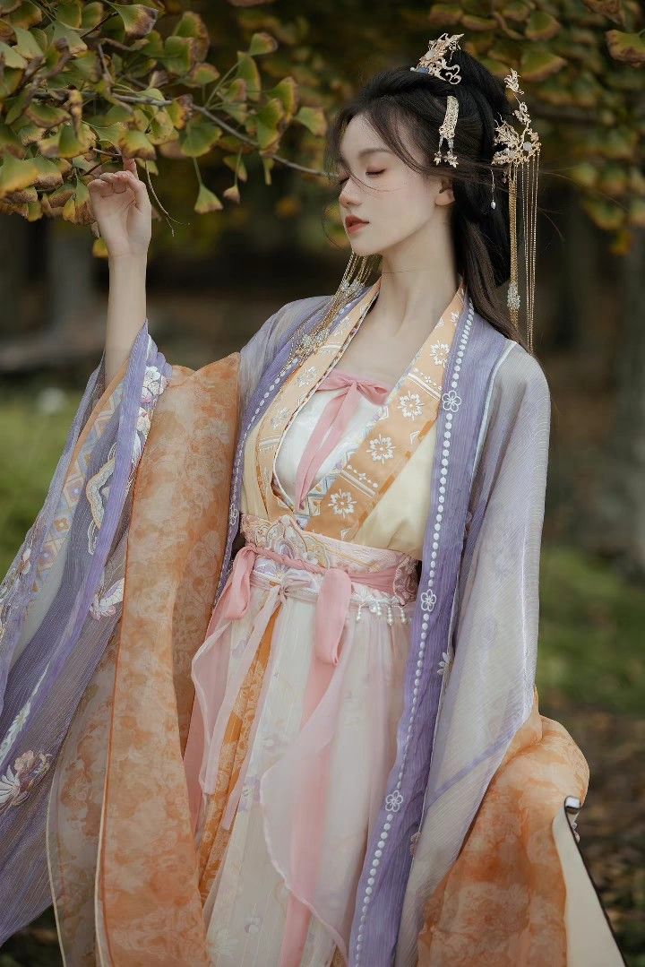 Childrens Cheongsam:Embracing the Power of a Classic Childrens Cheongsam:Embracing the Power of a Classic