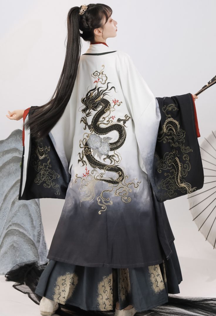 Plump-Friendly Modern Chinese-Style Qipao Wedding Set with Modified New-Age Flavor Plump-Friendly Modern Chinese-Style Qipao Wedding Set with Modified New-Age Flavor