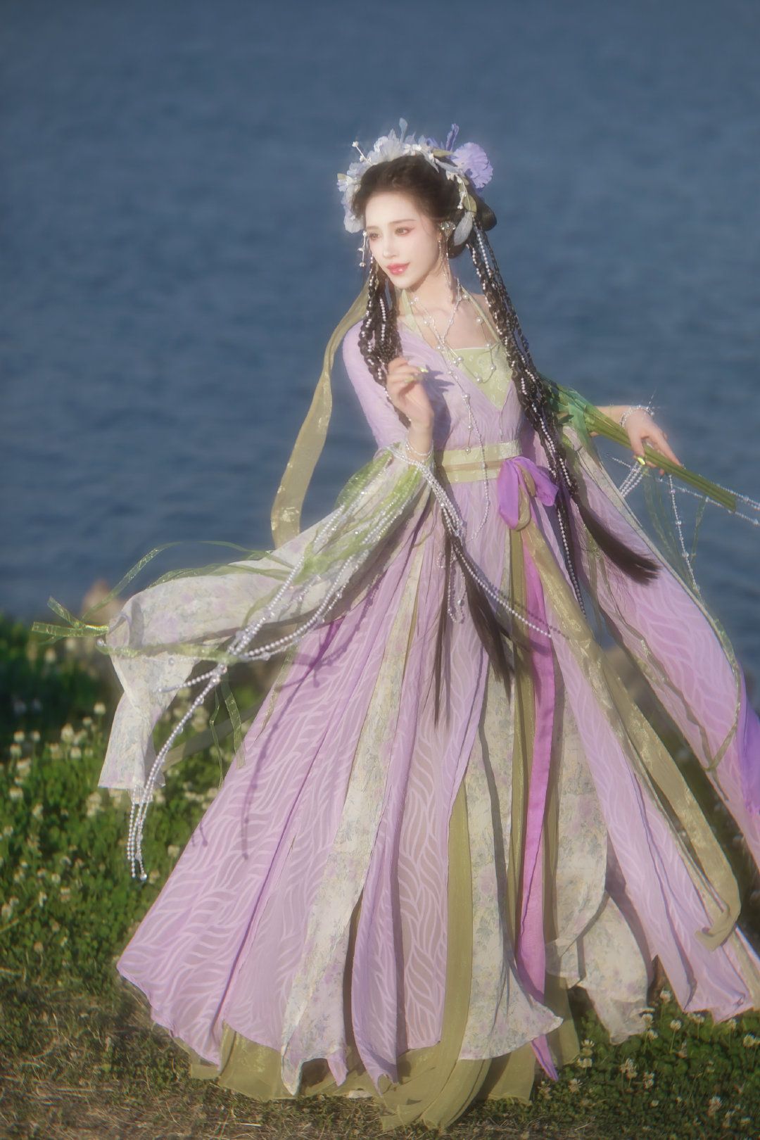The Story of a Traditional Cheongsam-Clad Aristocratic Lady of the Republic of China The Story of a Traditional Cheongsam-Clad Aristocratic Lady of the Republic of China