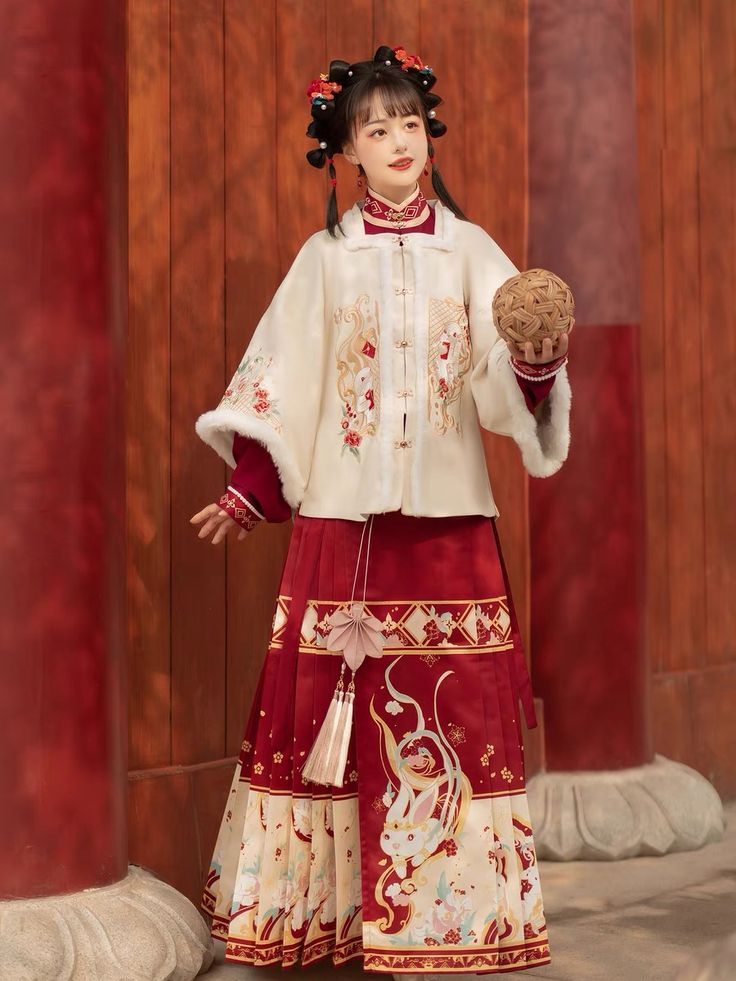 The Charm of Short and Sexy Cheongsam Skirts The Charm of Short and Sexy Cheongsam Skirts