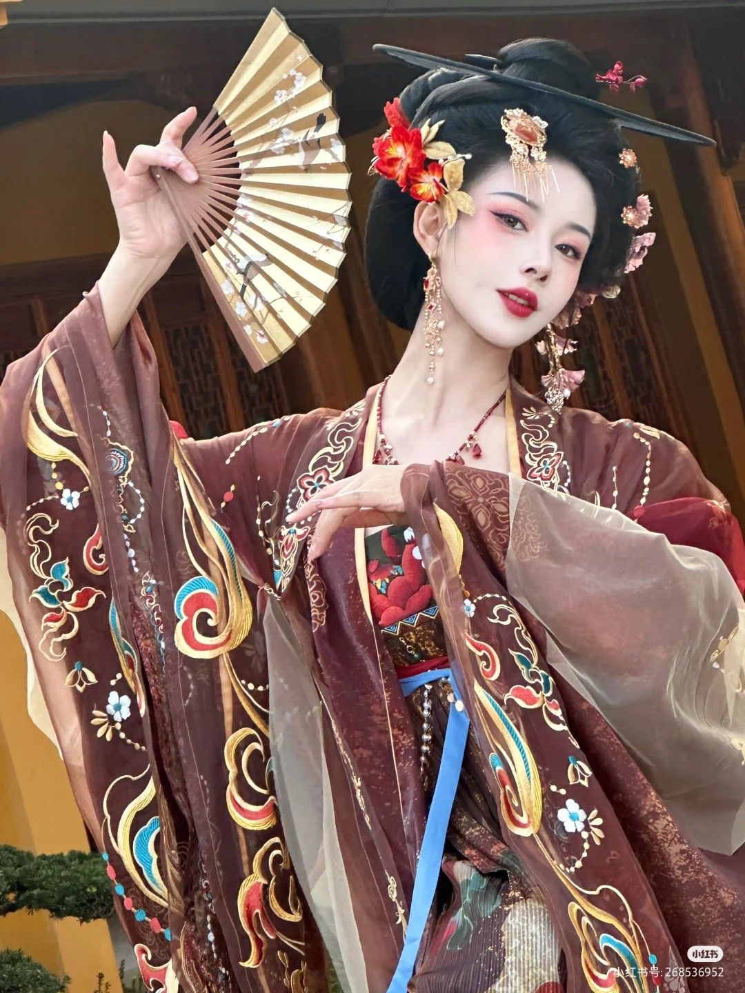 Traditional Chinese-Style Ma-Face Skirt and Childrens Hair Accessories:A Cultural Fusion Traditional Chinese-Style Ma-Face Skirt and Childrens Hair Accessories:A Cultural Fusion