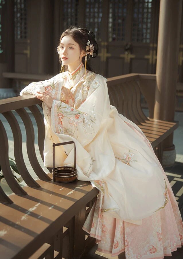 Summer Hanfu Fashion for Little Girls:Embracing Traditional Elegance Summer Hanfu Fashion for Little Girls:Embracing Traditional Elegance