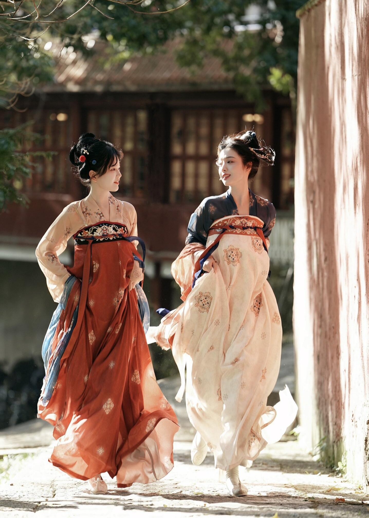 The Charm of Tang-Style Hanfu Fashion for Plus-Size Girls The Charm of Tang-Style Hanfu Fashion for Plus-Size Girls