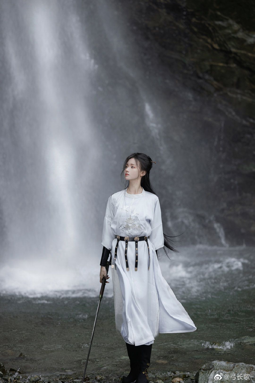 Stunning New Collection of High-End Cheongsam Skirts for Short Women Stunning New Collection of High-End Cheongsam Skirts for Short Women