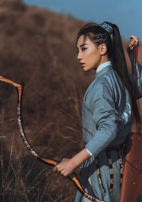 小个子汉服两件套,时尚与优雅的完美结合 小个子汉服两件套,时尚与优雅的完美结合