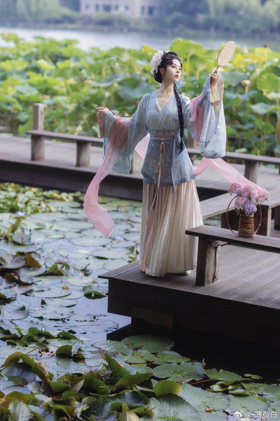 Unique Cheongsam:A Rare Glimpse into Traditional Chinese Elegance Unique Cheongsam:A Rare Glimpse into Traditional Chinese Elegance