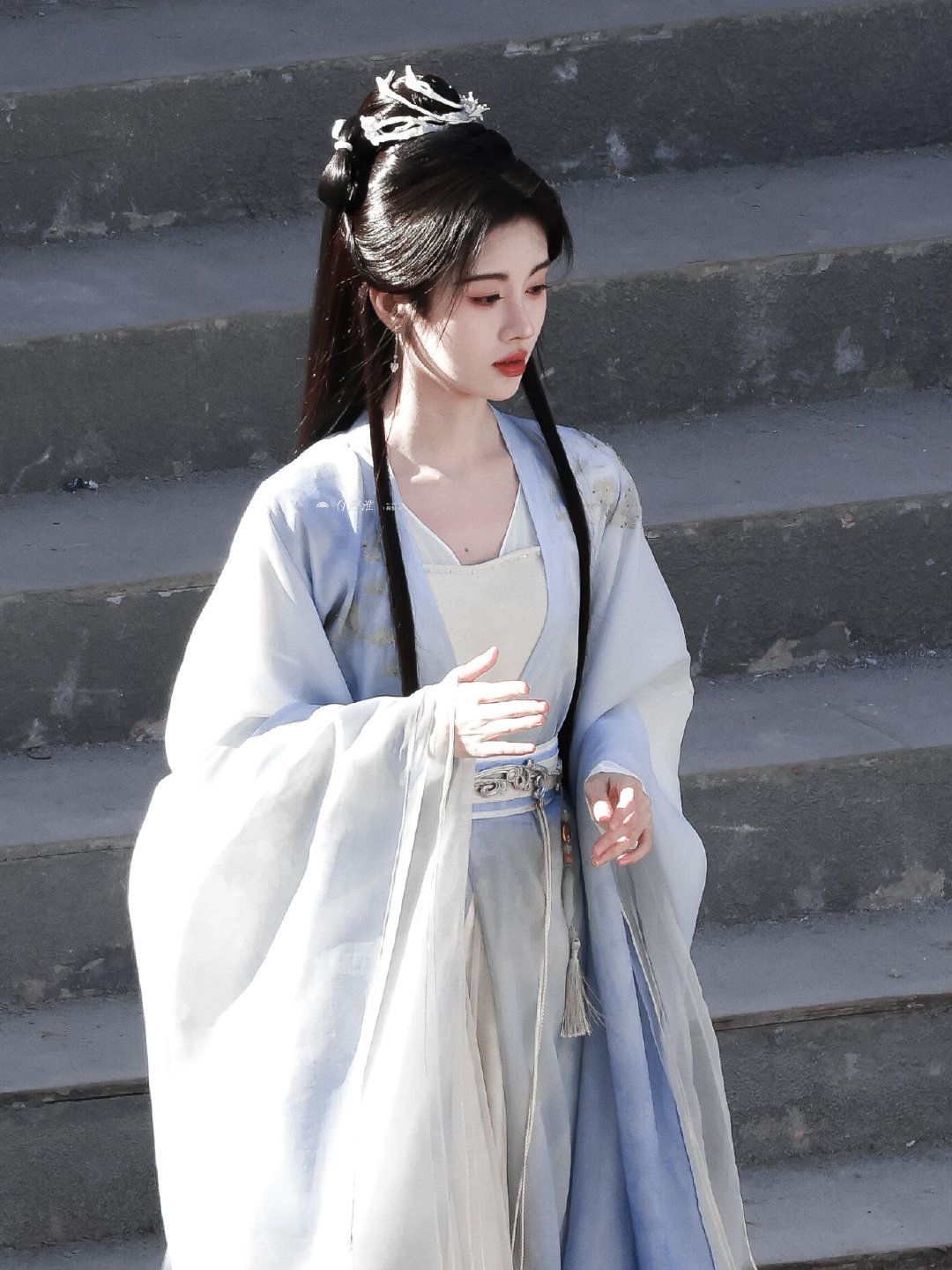 The Splendor of Song Dynasty Hanfu Accessories:A Closer Look into the Eras Jewelry and Trinkets The Splendor of Song Dynasty Hanfu Accessories:A Closer Look into the Eras Jewelry and Trinkets