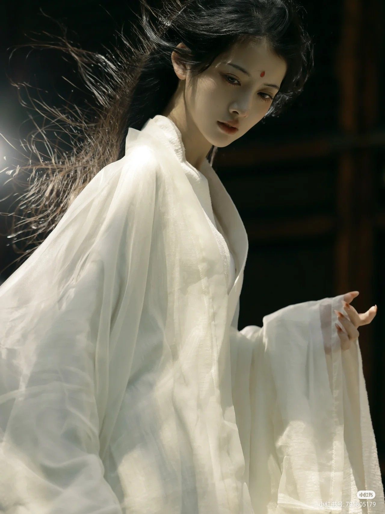 The Red Skirt of Celebration:Winter Hanfu for Young Girls on Chinese New Year The Red Skirt of Celebration:Winter Hanfu for Young Girls on Chinese New Year