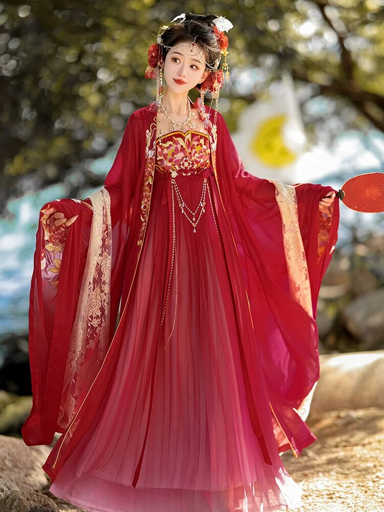 Cloud Silk Letters:Original Hanfu Fashion and Its Cultural Significance Cloud Silk Letters:Original Hanfu Fashion and Its Cultural Significance