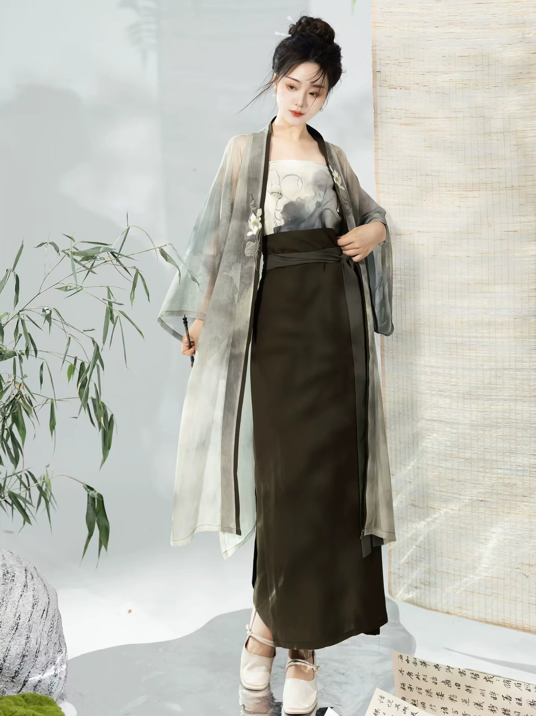 Original Design of Traditional Hanfu for Summer:Teenagers Fashion in Authentic Styles Original Design of Traditional Hanfu for Summer:Teenagers Fashion in Authentic Styles