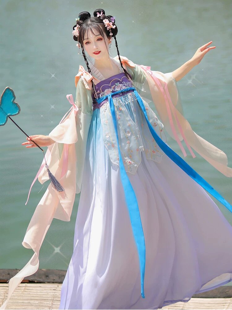 Baby Girl Hanfu Pantsuit:A Glimpse into Traditional Elegance Baby Girl Hanfu Pantsuit:A Glimpse into Traditional Elegance