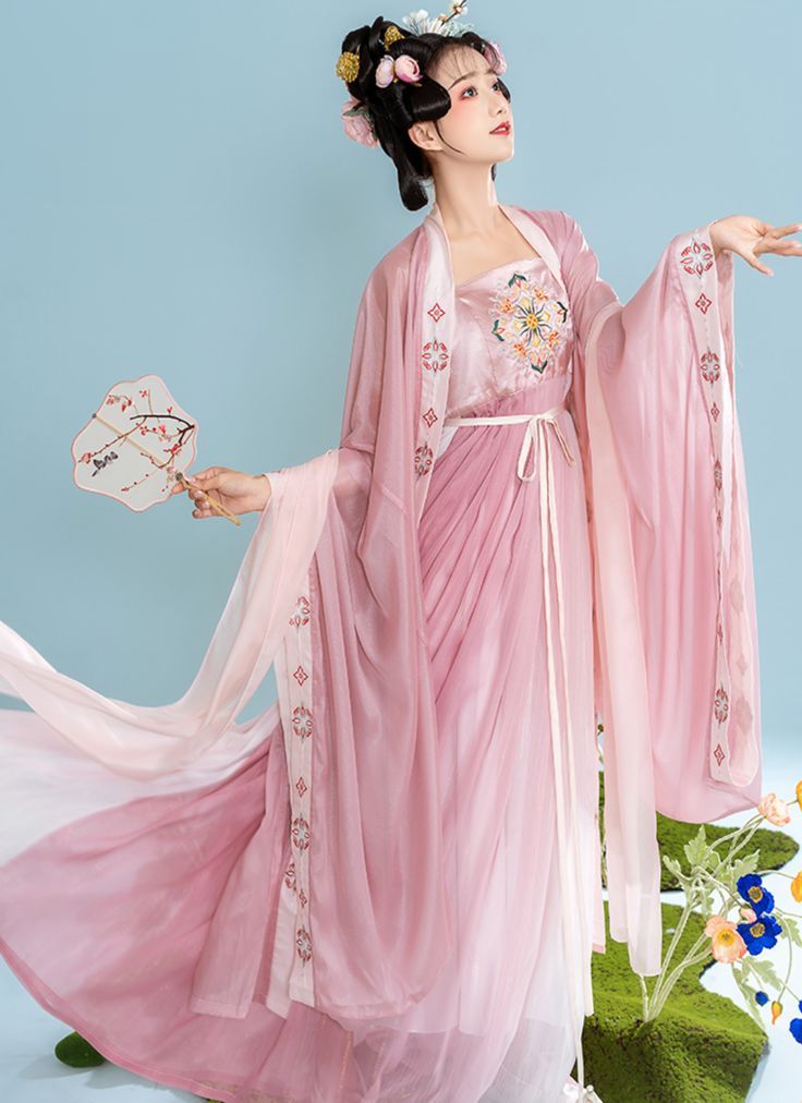 Summer-Friendly Cheongsam Shawls with Thin Material for a Stylish and Comfortable Look Summer-Friendly Cheongsam Shawls with Thin Material for a Stylish and Comfortable Look