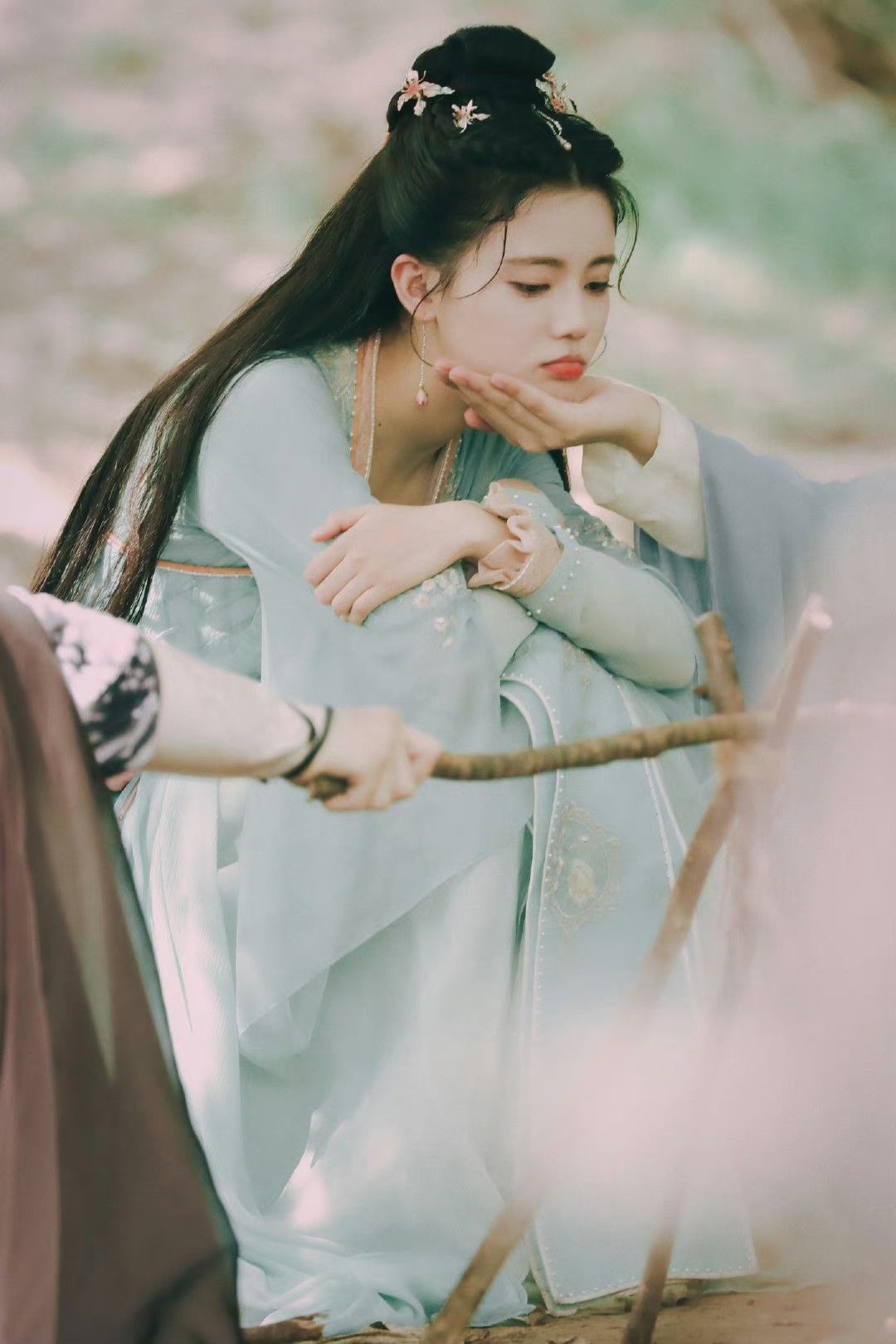 Embracing the New Sino-Style:A Girls Horseface Skirt Ensemble