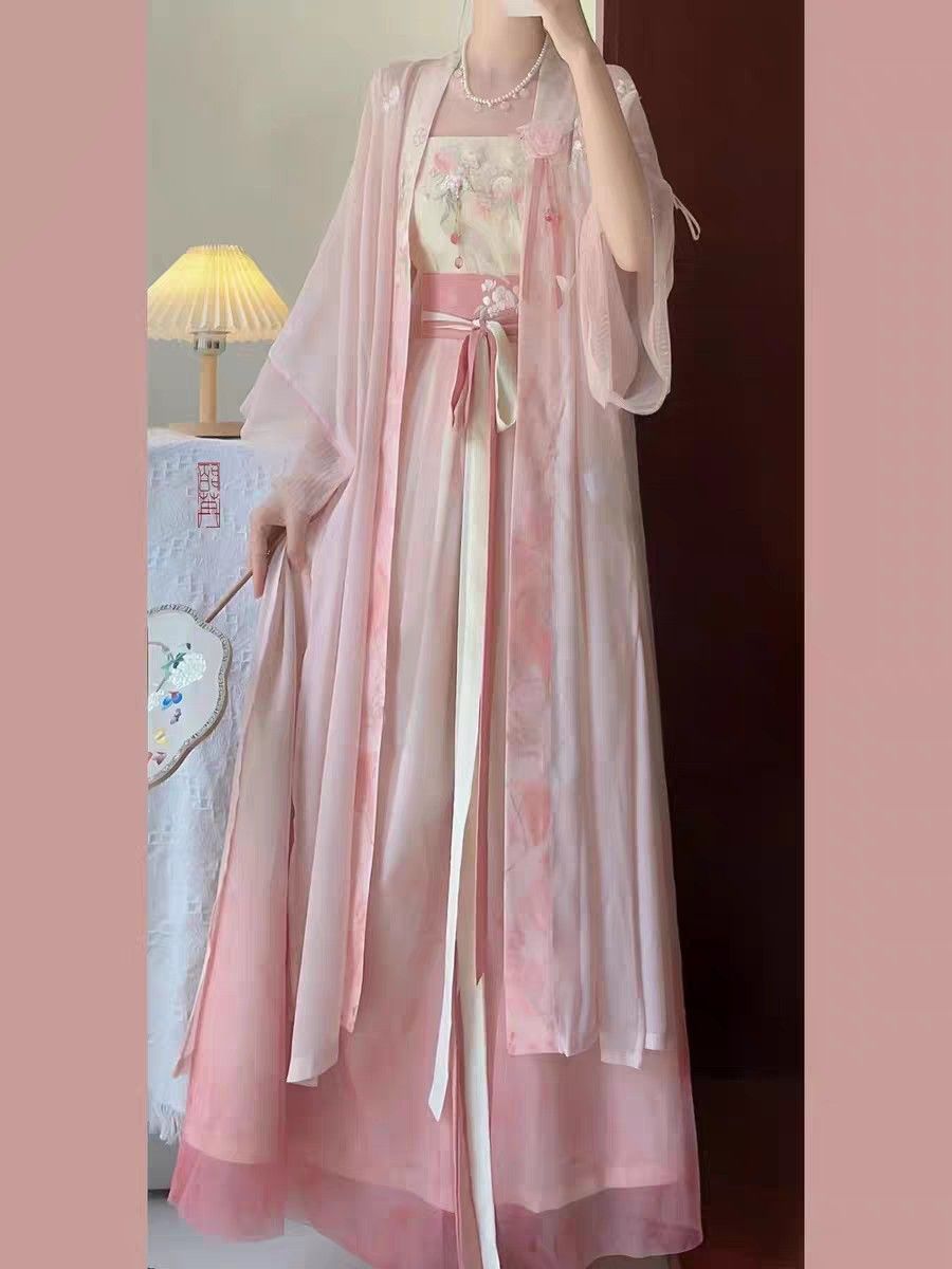 Traditional Chinese Style Childrens Cheongsam Reimagined for Modern Times Traditional Chinese Style Childrens Cheongsam Reimagined for Modern Times