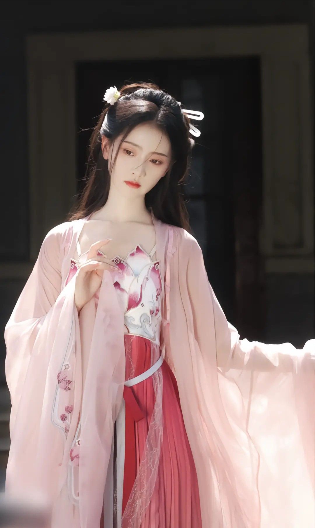 The Complete Guide to Traditional Hanfu Fashion:An Ancient Style Journey The Complete Guide to Traditional Hanfu Fashion:An Ancient Style Journey