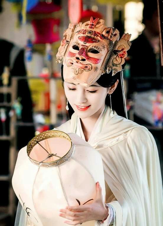 Summer in a Silk-Velvet Cheongsam:A Fashionable Journey