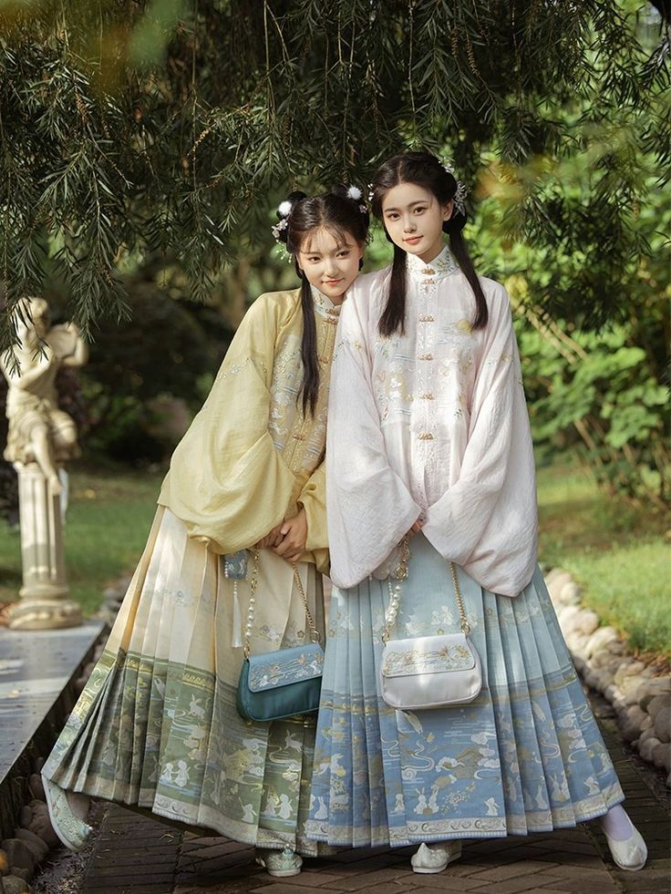 Hanfu Hairstyles and Fake Locs:Exploring the Ne Zha Style Hanfu Hairstyles and Fake Locs:Exploring the Ne Zha Style