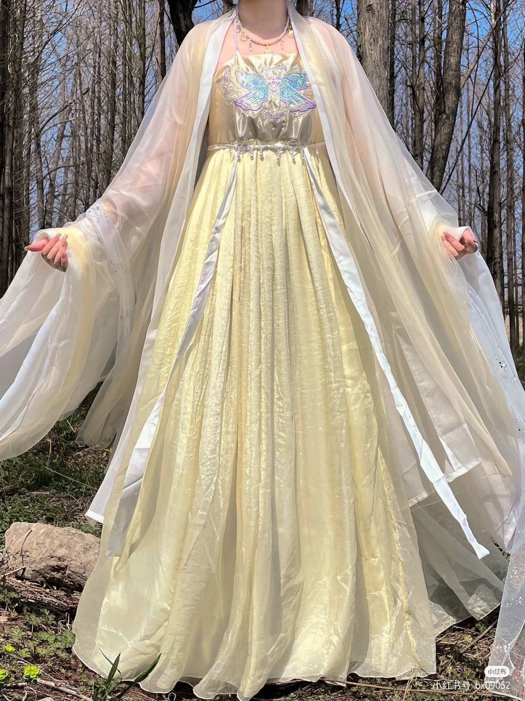 Summer Hanfu Skirts for 7-Year-Old Girls:A Guide to Traditional Chinese Fashion Summer Hanfu Skirts for 7-Year-Old Girls:A Guide to Traditional Chinese Fashion