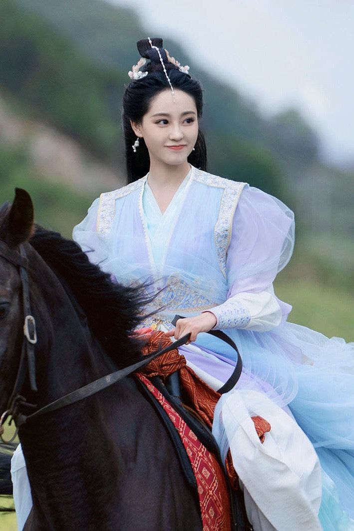 Summer Cheongsam Elegance during the College Entrance Examination Season Summer Cheongsam Elegance during the College Entrance Examination Season