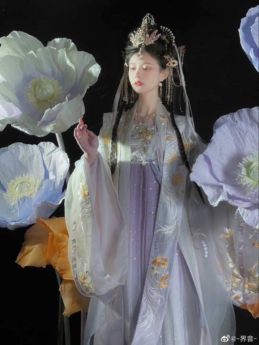 The Enchantment of Classical Hanfu for Little Girls The Enchantment of Classical Hanfu for Little Girls