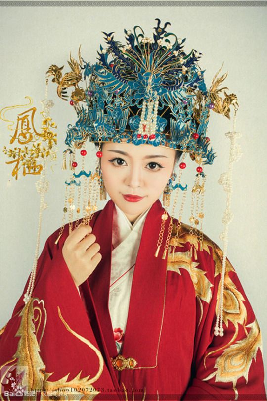 Hanfu Fashion:In-Stock Song Dynasty Style Available for Immediate Purchase Hanfu Fashion:In-Stock Song Dynasty Style Available for Immediate Purchase