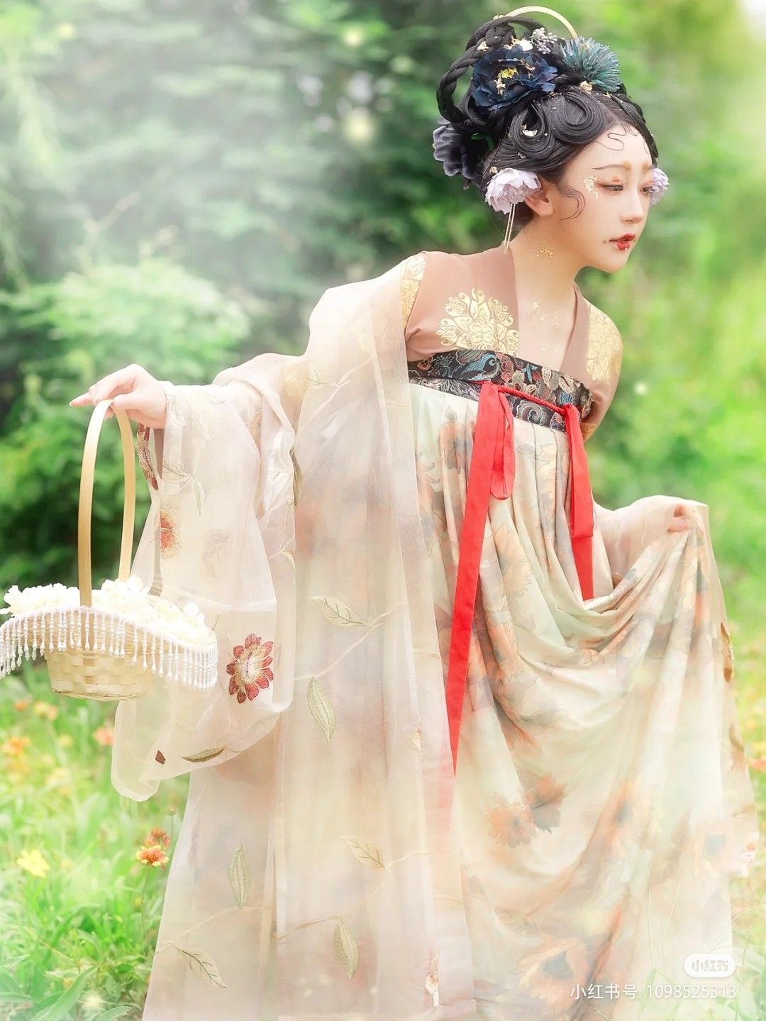 Ancient Charm Revived:The Rise of Hanfu Sleepwear Ancient Charm Revived:The Rise of Hanfu Sleepwear