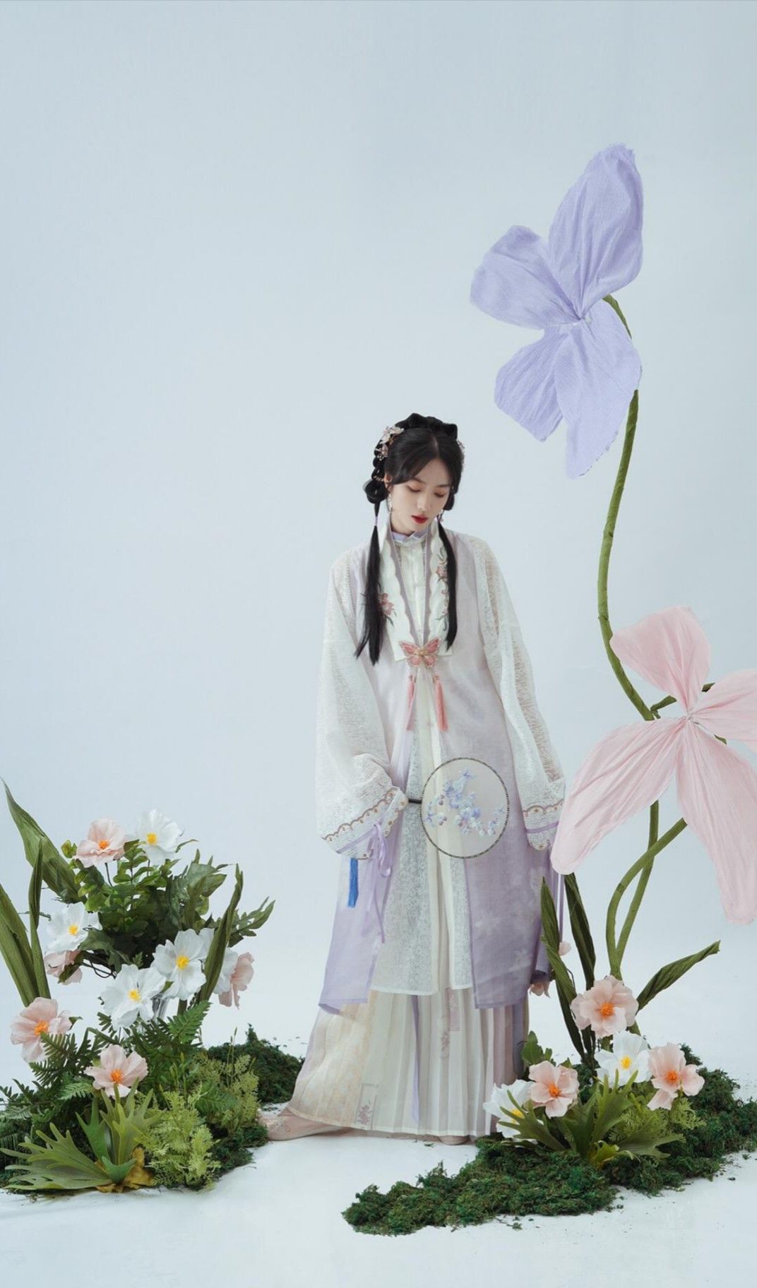 Summer Elegance with Hanfu:A Refreshing Journey into Traditional Chinese Beauty Summer Elegance with Hanfu:A Refreshing Journey into Traditional Chinese Beauty