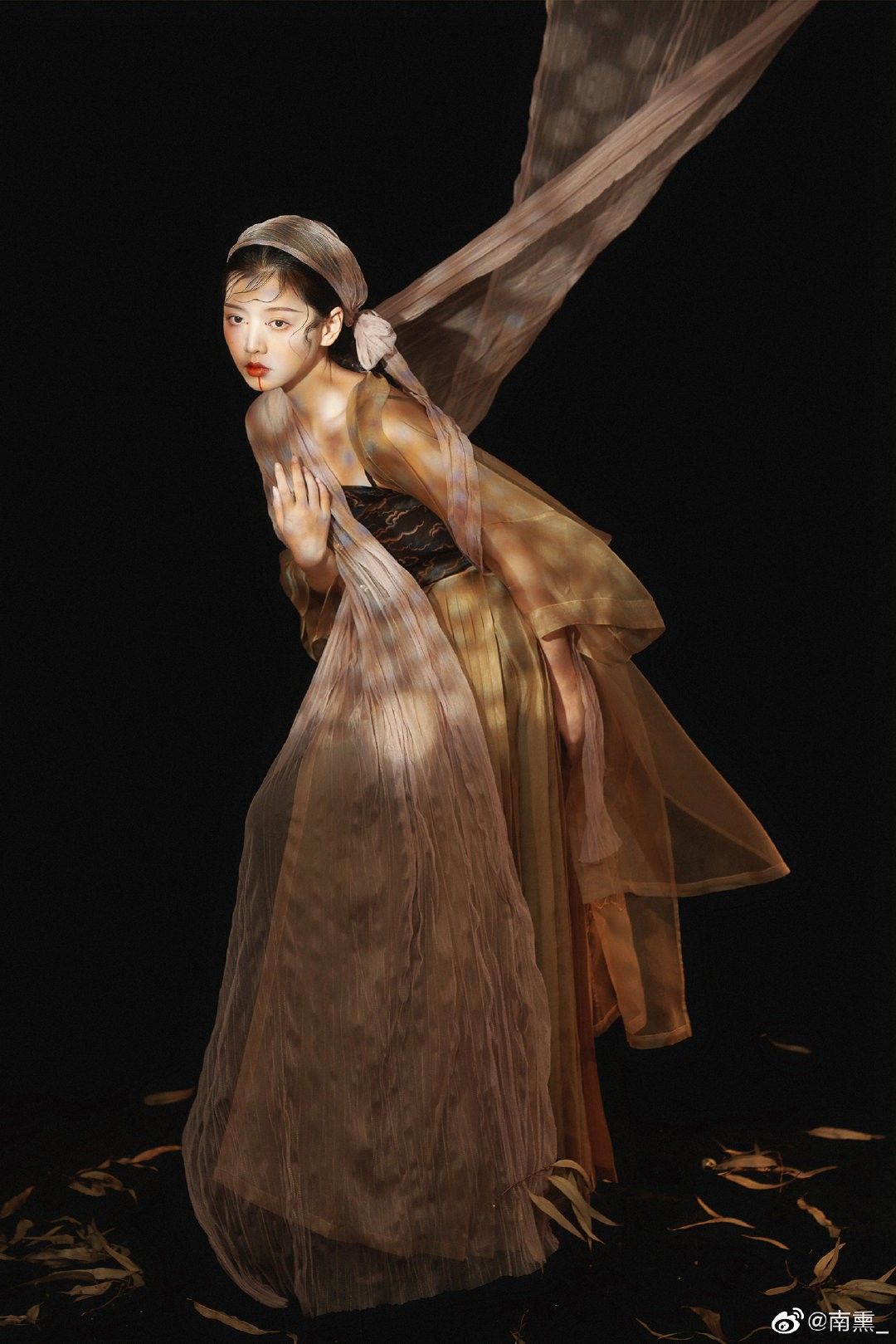 Embracing Traditional Elegance:The New Chinese-Style Womens Tang Suit Embracing Traditional Elegance:The New Chinese-Style Womens Tang Suit