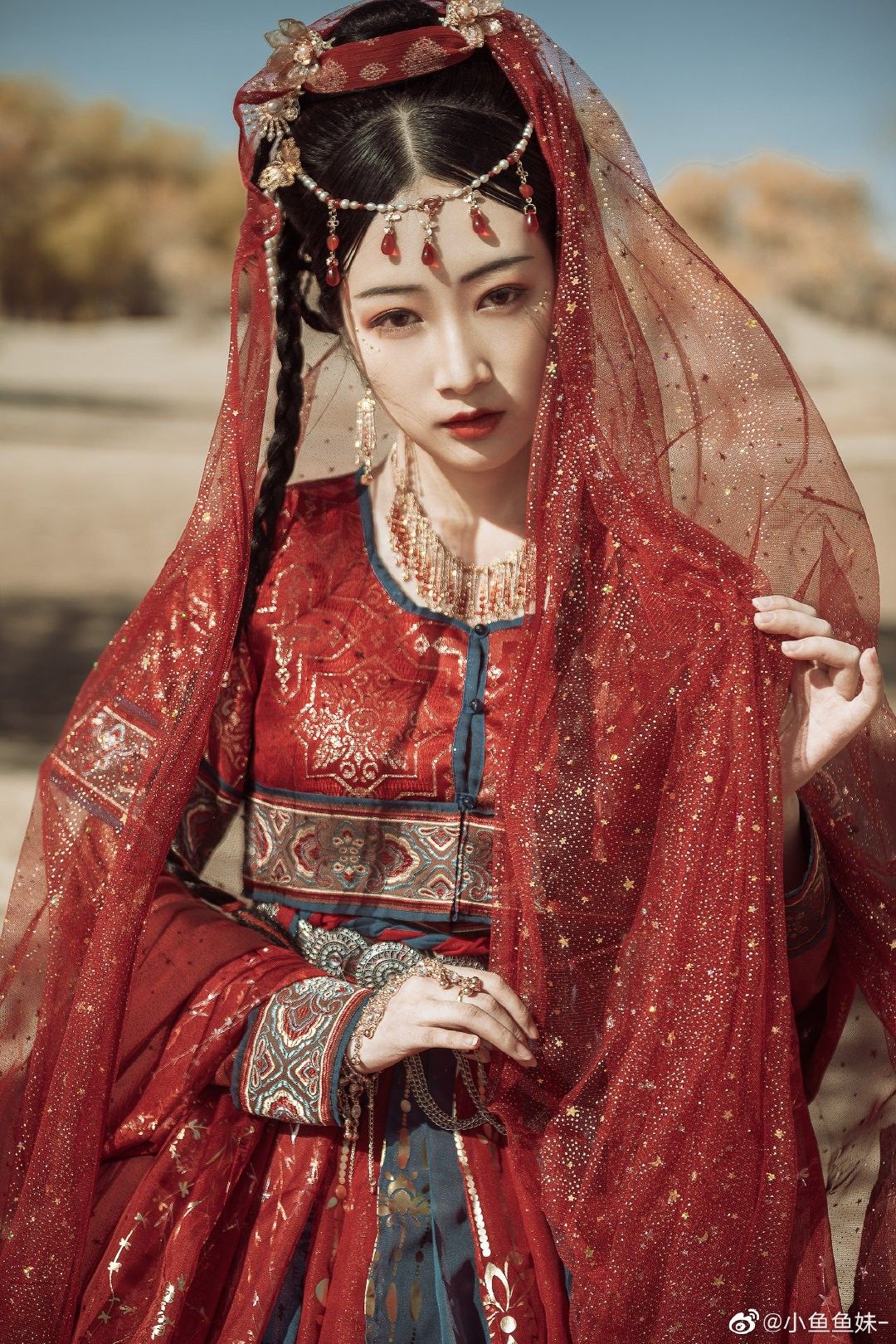 The Enchantment of Pearl Cheongsam Skirt:A Tale of Elegance and Tradition The Enchantment of Pearl Cheongsam Skirt:A Tale of Elegance and Tradition