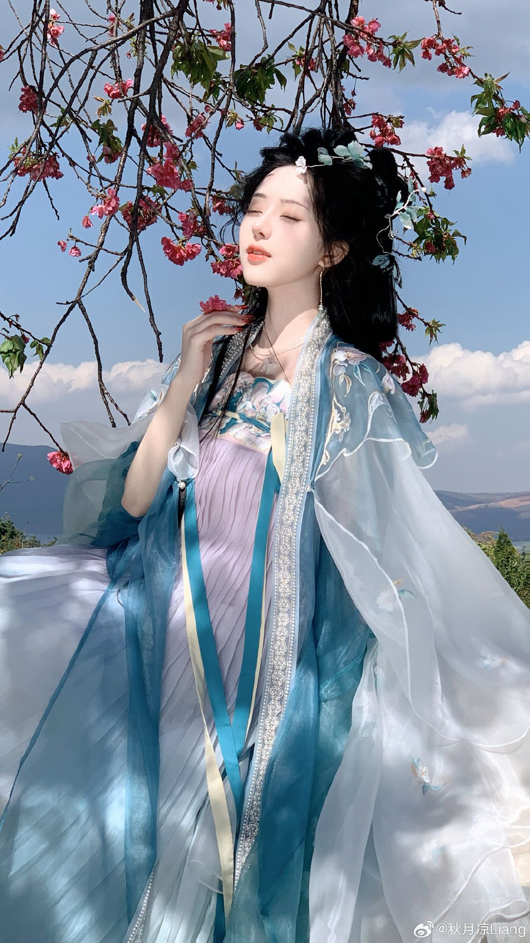 The Enchantment of Pink Cheongsam for Our Upcoming Wedding Ceremony The Enchantment of Pink Cheongsam for Our Upcoming Wedding Ceremony