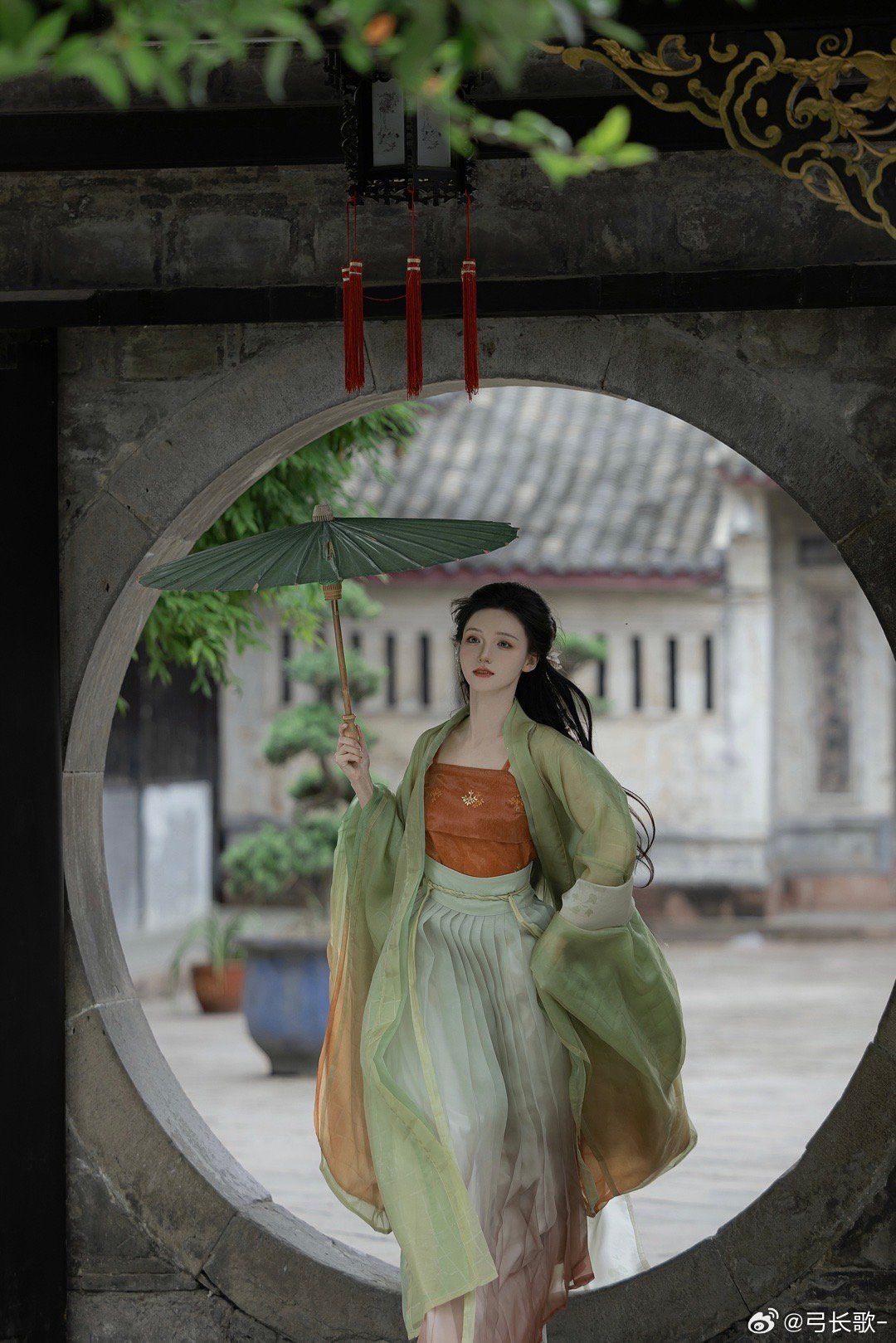 The Rise of Child Hanfu Fashion:A Look into the World of Little Girls in Traditional Chinese Attire The Rise of Child Hanfu Fashion:A Look into the World of Little Girls in Traditional Chinese Attire