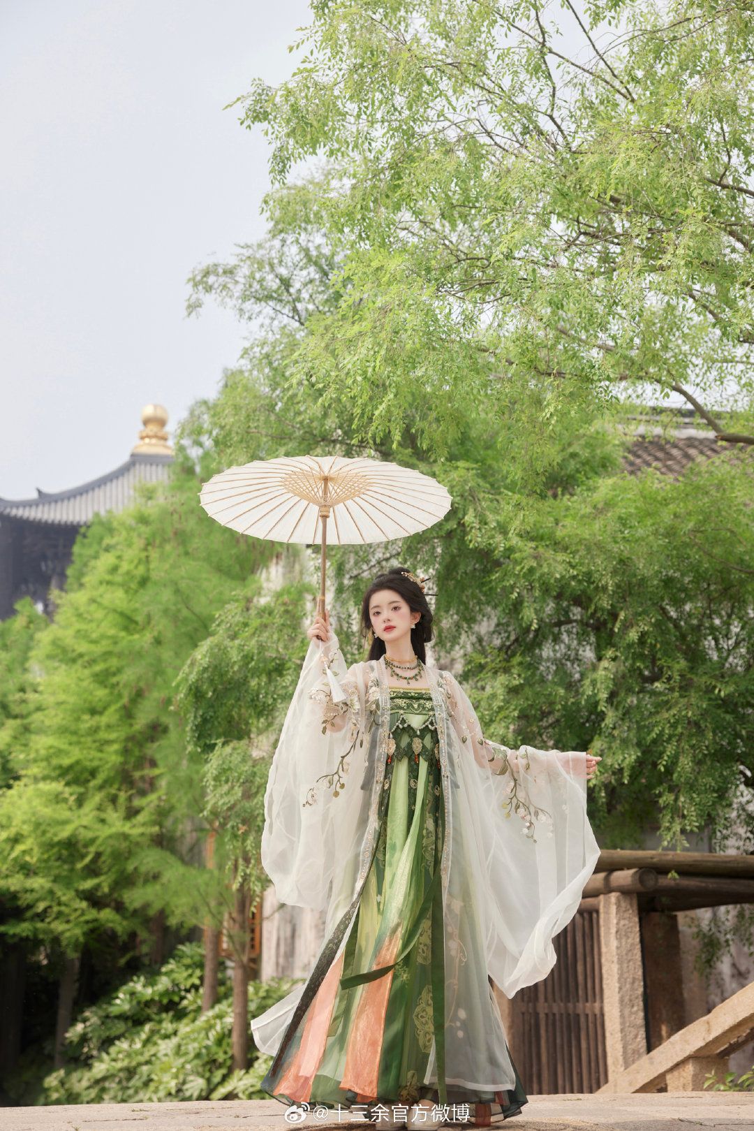 Refashioning Cheongsam Womens Summer Dresses to Hide the Belly Area Refashioning Cheongsam Womens Summer Dresses to Hide the Belly Area