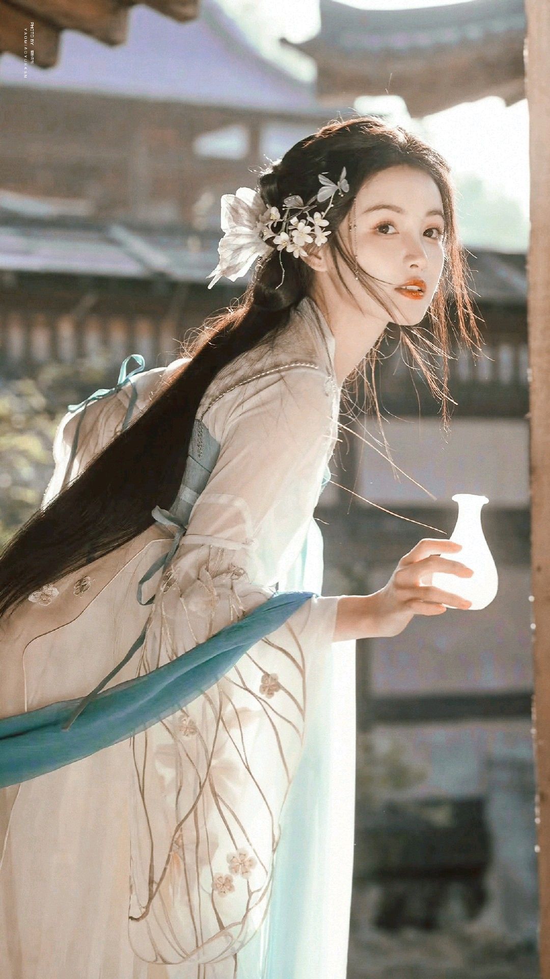 The Splendor of Ming Dynasty Hanfu Jewelry:A Closer Look into the Traditional Beauty The Splendor of Ming Dynasty Hanfu Jewelry:A Closer Look into the Traditional Beauty