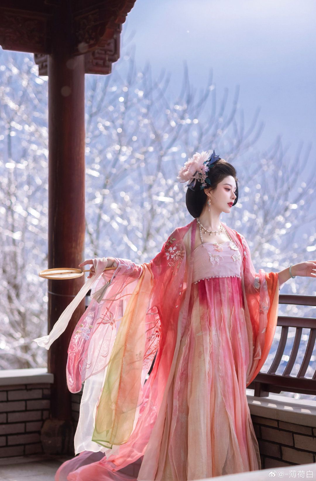 Little Girls Short-Style Horseface Skirt:A Fashion Trend in Traditional Chinese Clothing Little Girls Short-Style Horseface Skirt:A Fashion Trend in Traditional Chinese Clothing
