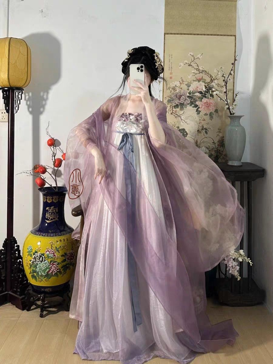 The Enchantment of a Purple Short Cheongsam The Enchantment of a Purple Short Cheongsam
