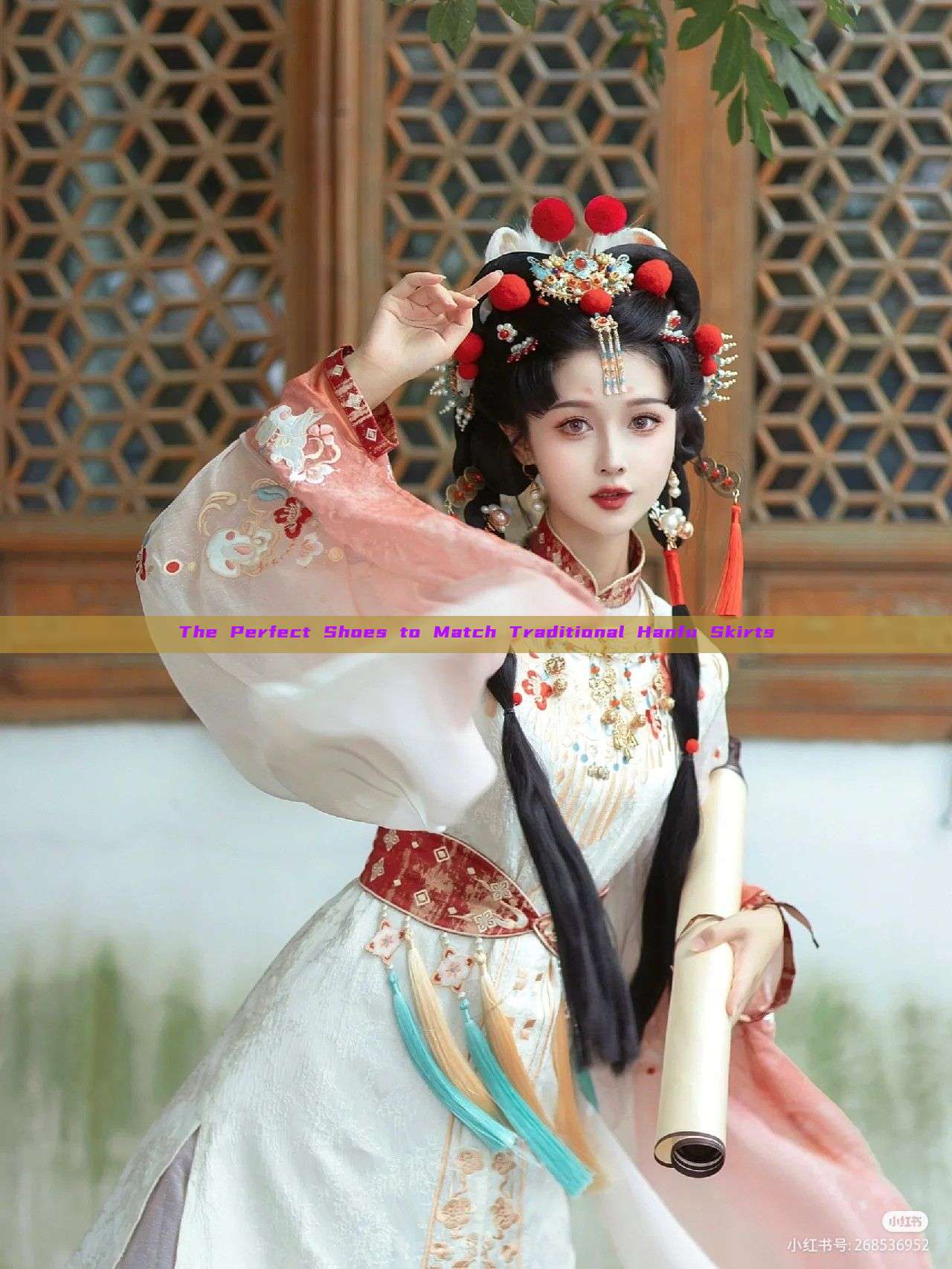 The Perfect Shoes to Match Traditional Hanfu Skirts The Perfect Shoes to Match Traditional Hanfu Skirts