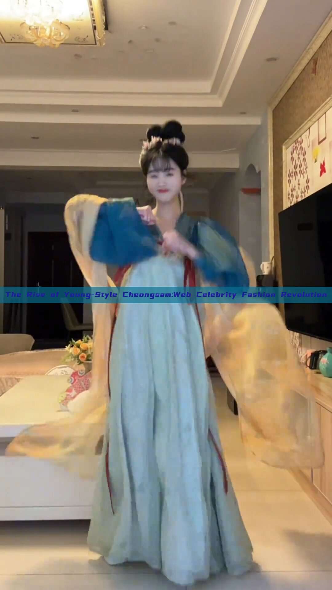 The Rise of Young-Style Cheongsam:Web Celebrity Fashion Revolution The Rise of Young-Style Cheongsam:Web Celebrity Fashion Revolution